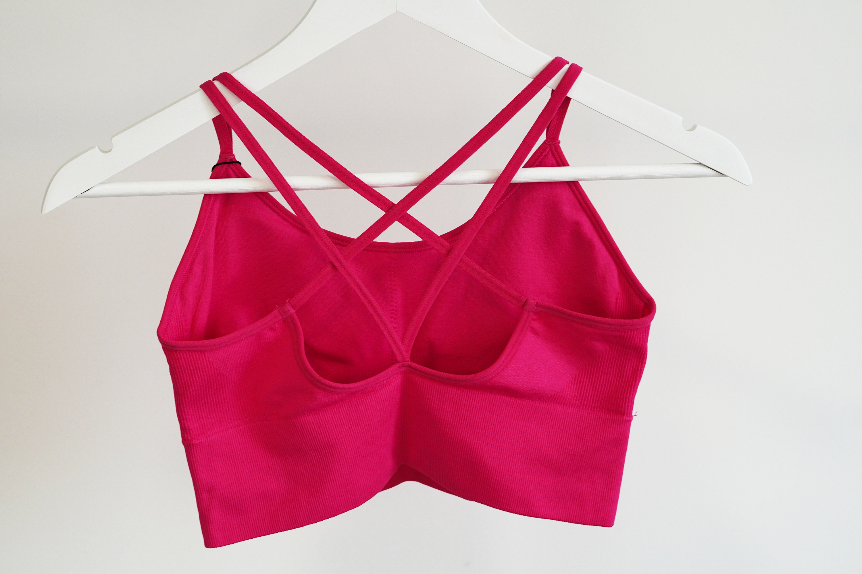 Thrive Sports Bra • Raspberry