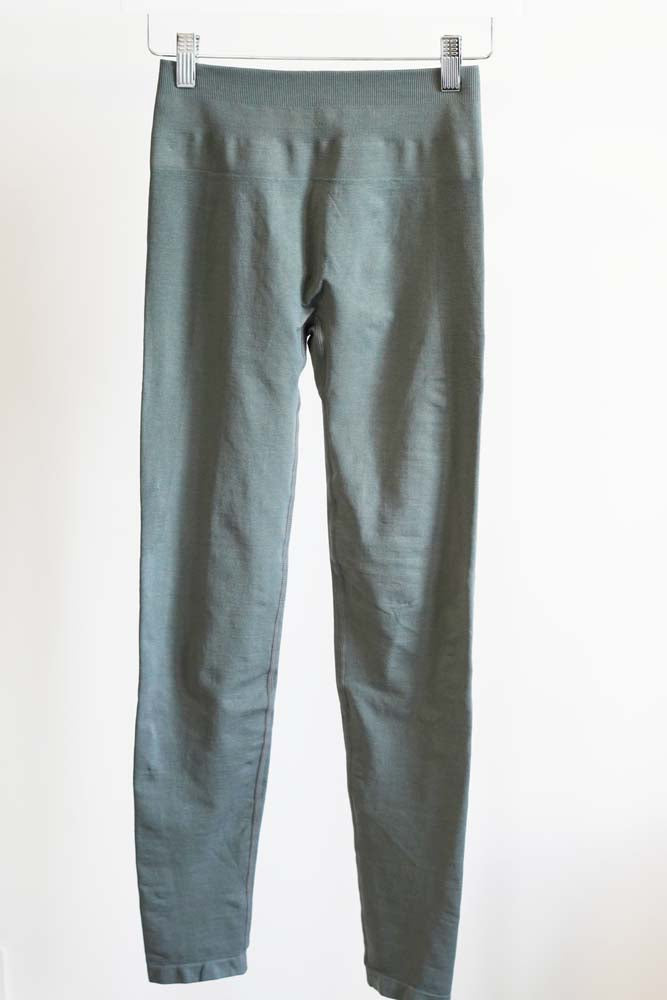 Uplift Legging • Green Grey